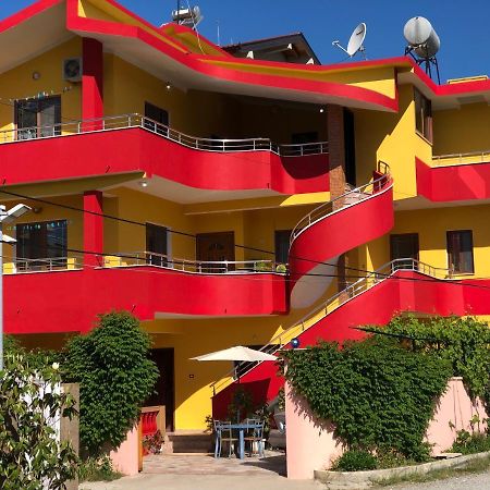 Guest House Murati Durrës Exterior foto