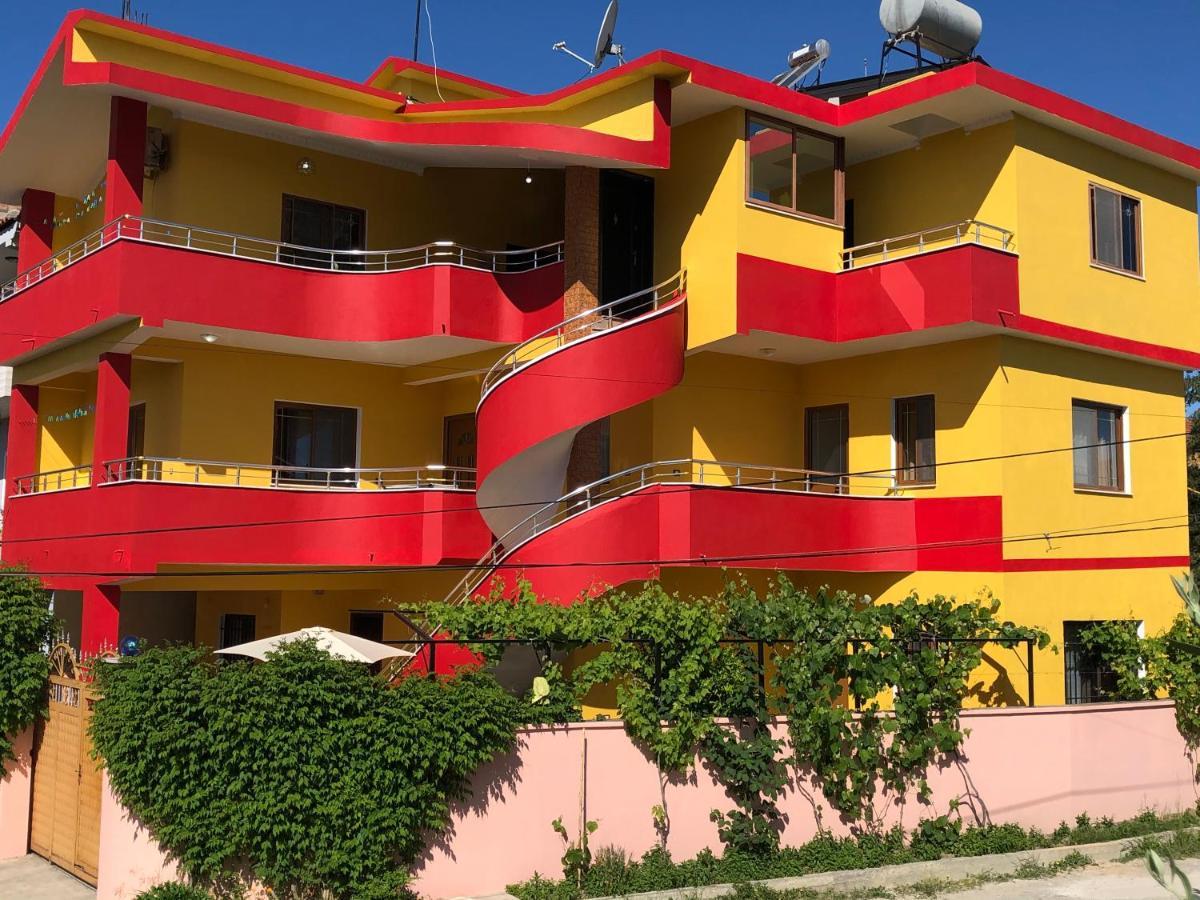 Guest House Murati Durrës Exterior foto